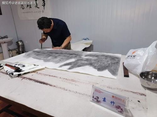 逍遙畫派袁竹以“三化營(yíng)銷”破局 從百米長(zhǎng)卷研討到藝術(shù)IP深耕